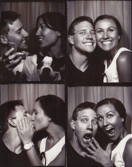 Romantic photobooth snaps - Pic 3