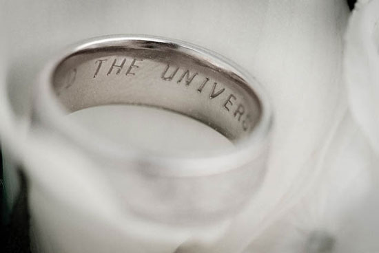 What to engrave on wedding ring