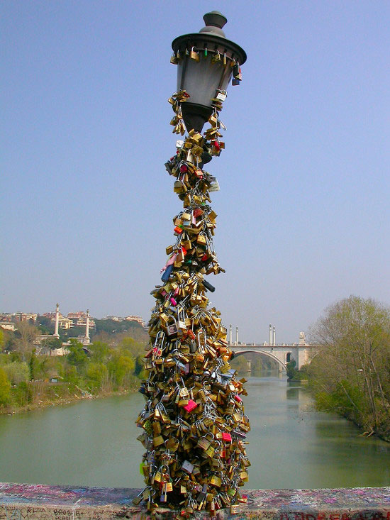 Love padlocks - Rome, Italy
